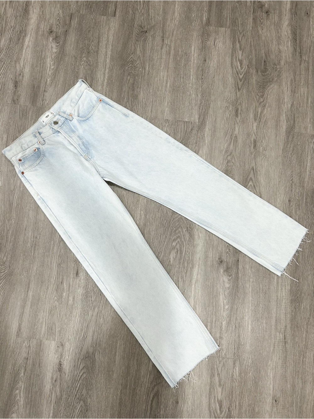 Mango High-Rise Straight Jeans in Light Blue Wash
